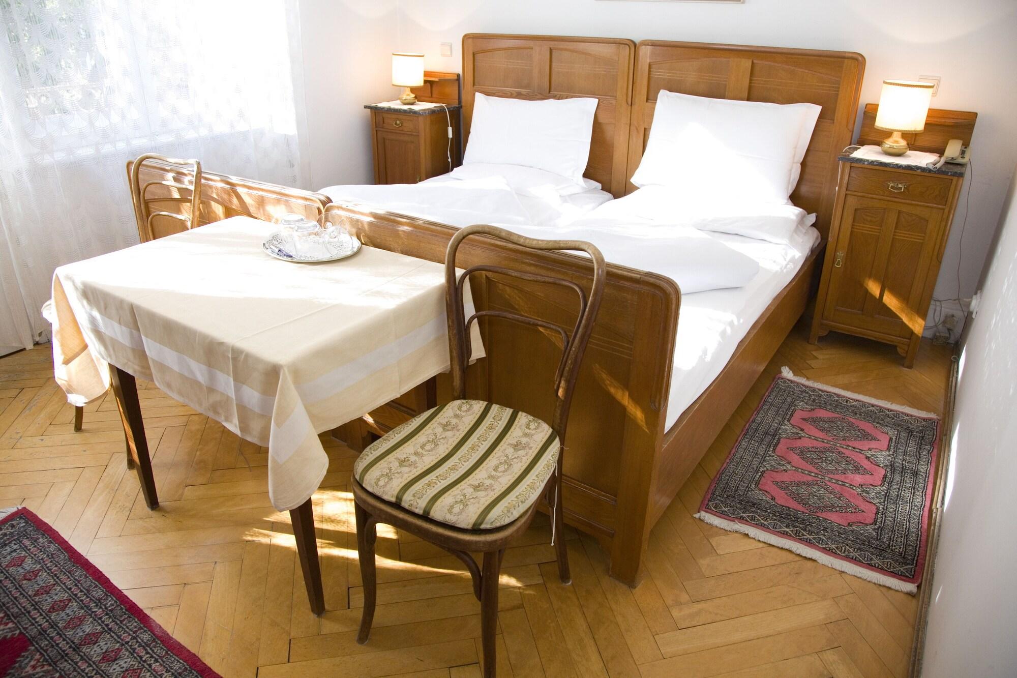 Hotel Villa Westend Мерано Екстериор снимка