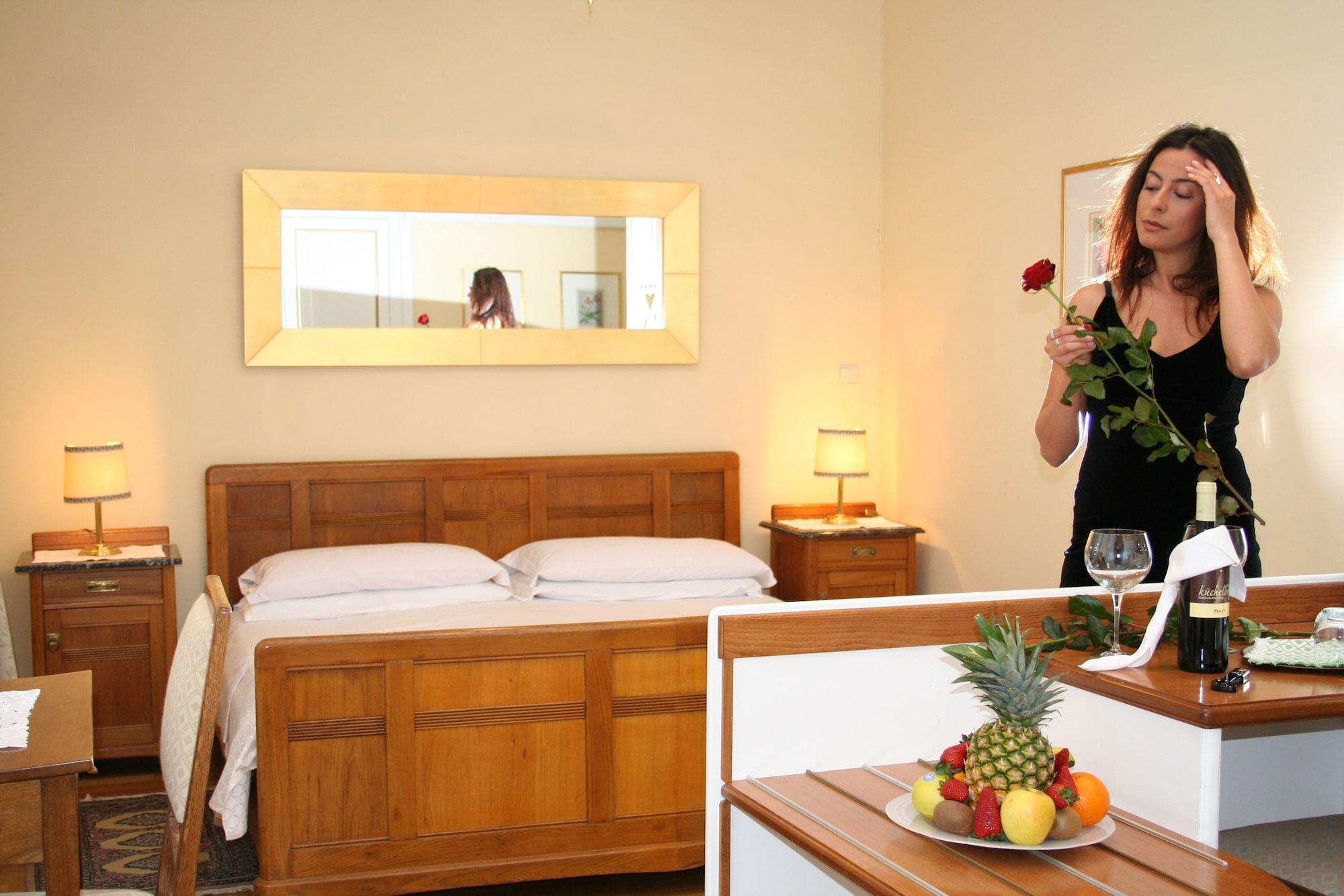 Hotel Villa Westend Мерано Екстериор снимка