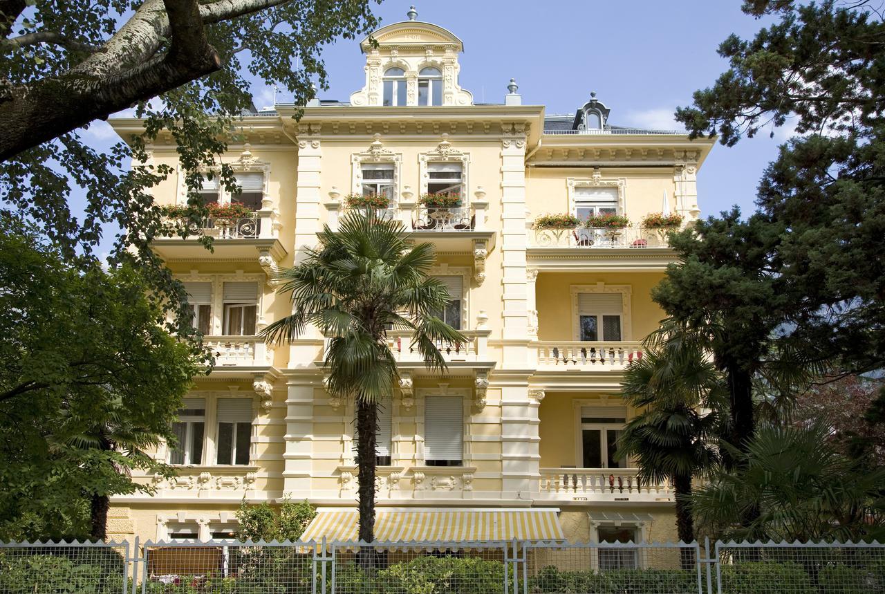 Hotel Villa Westend Мерано Екстериор снимка