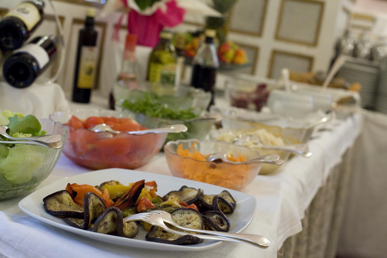 Hotel Villa Westend Мерано Екстериор снимка