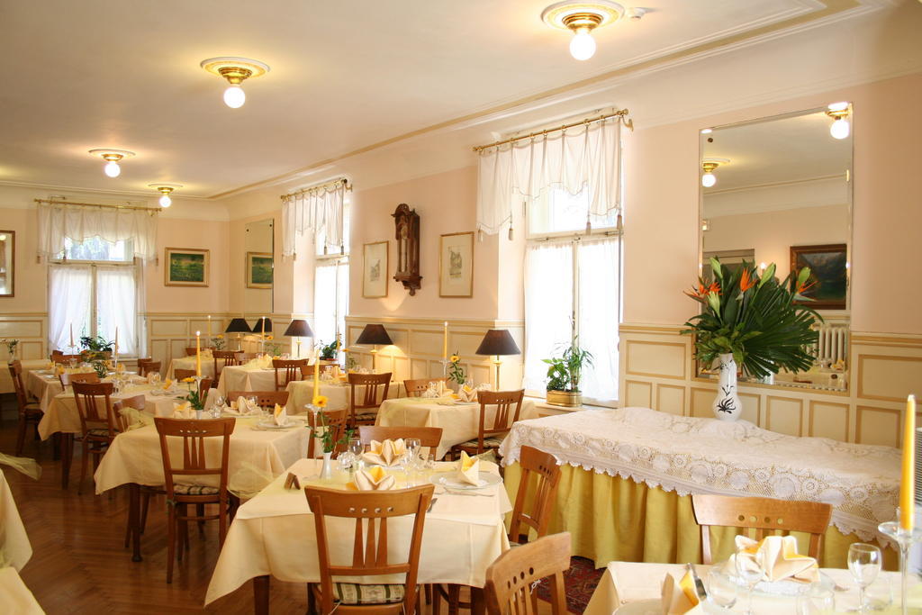 Hotel Villa Westend Мерано Екстериор снимка