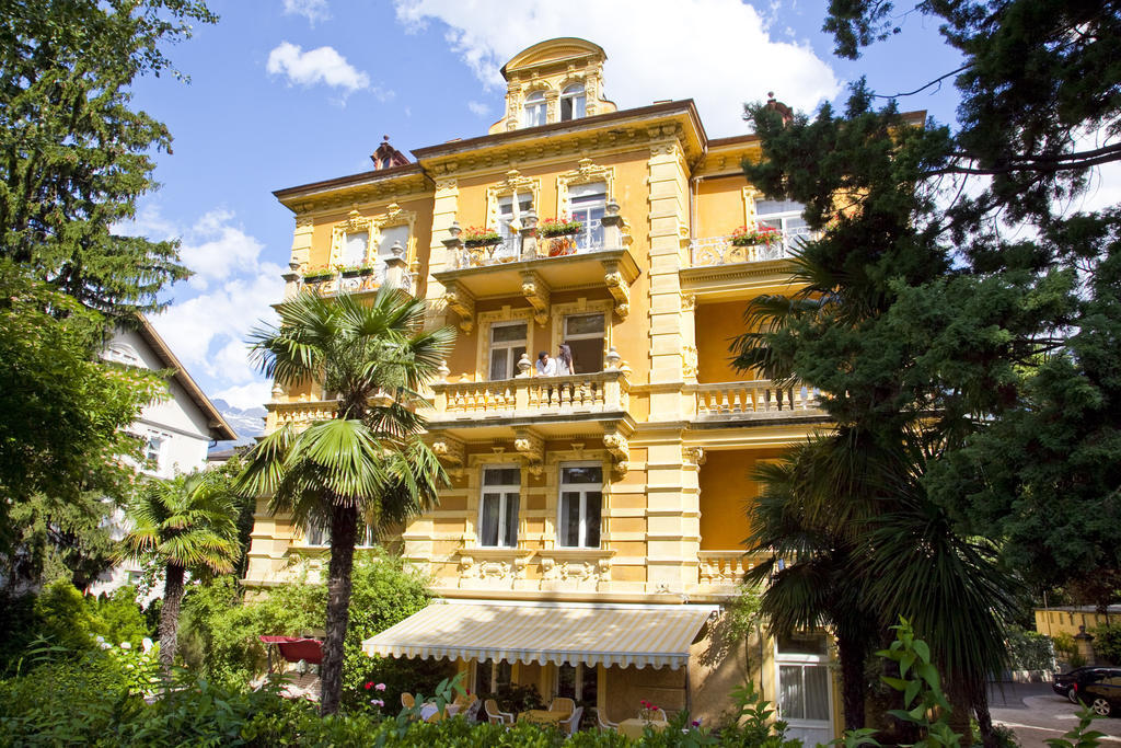Hotel Villa Westend Мерано Екстериор снимка