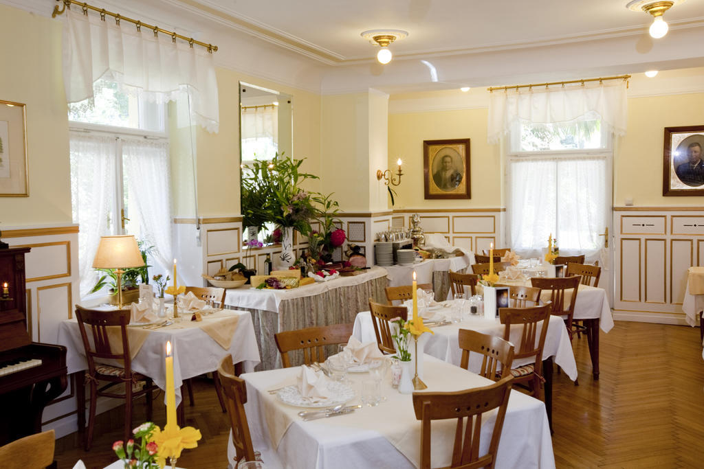 Hotel Villa Westend Мерано Екстериор снимка